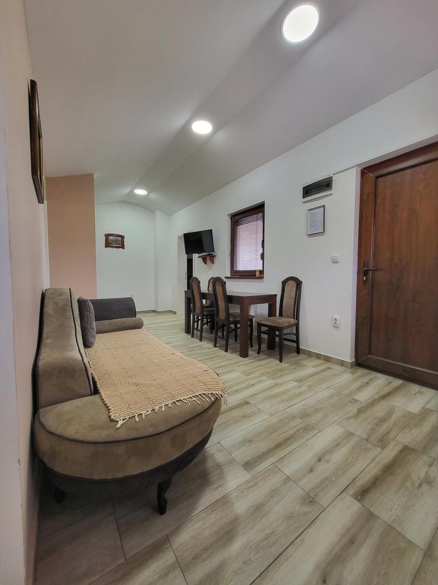 Apartmani Tarsko Jezero Zaovine ภายนอก รูปภาพ